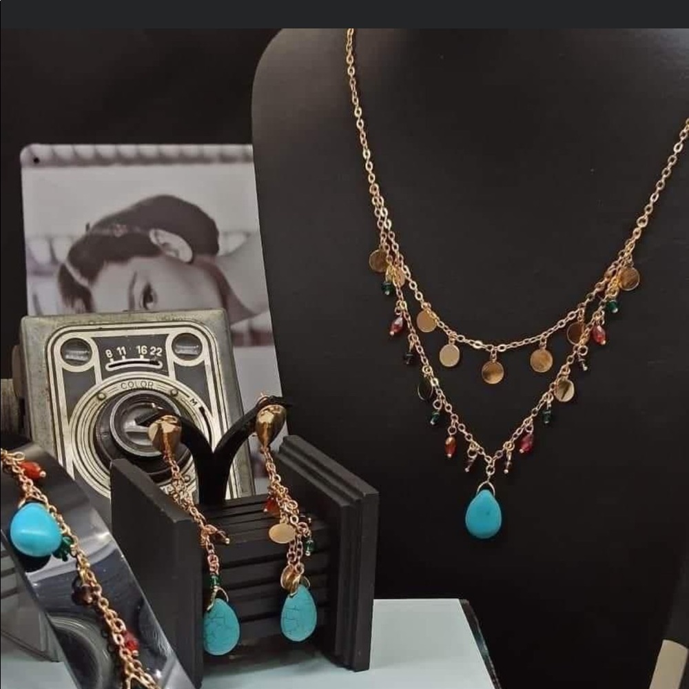 Adorable 18k gold plated jewelry set